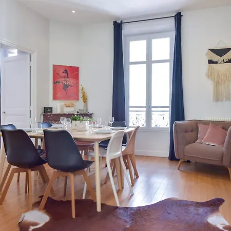 Apartament Spacious 1-br 6 Min Walk To Beaches *